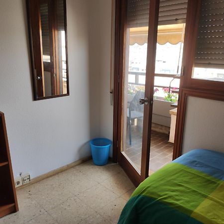 Nice Room-Terrace- Private Toilete-Closer Sport Pier-Optical Fiber 1 Gb 라스팔마스 외부 사진